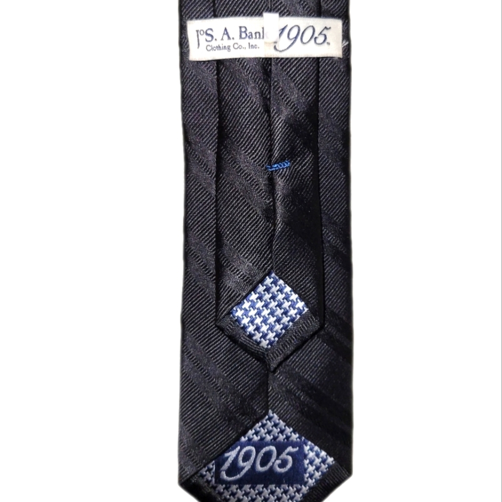 Black Jos. A Bank Skinny Neck tie NWOT